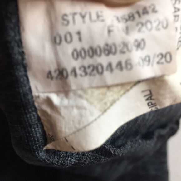 Under Armour HeatGear Loose-Fit Black and Gray T-Shirt Youth XL - Picture 14 of 14